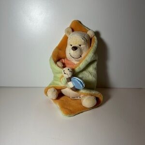 Disney blankets & beyond lovey Winnie the Pooh Bee Plush toy security blanket